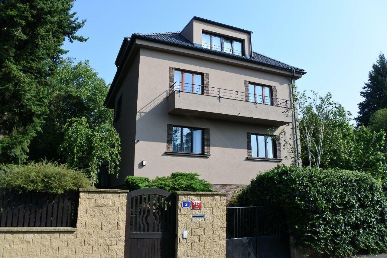 Apartman V Zahrade Praha Troja - Apartment In The Garden Prague Troja Exterior photo